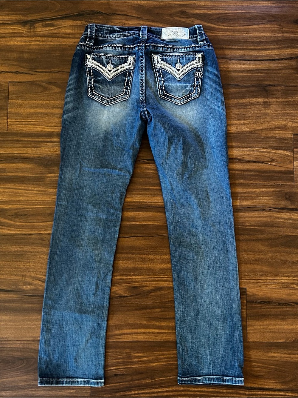 Miss Me Easy Straight with Silver Accents Jeans | Size: 29 - Picture 5 of 6